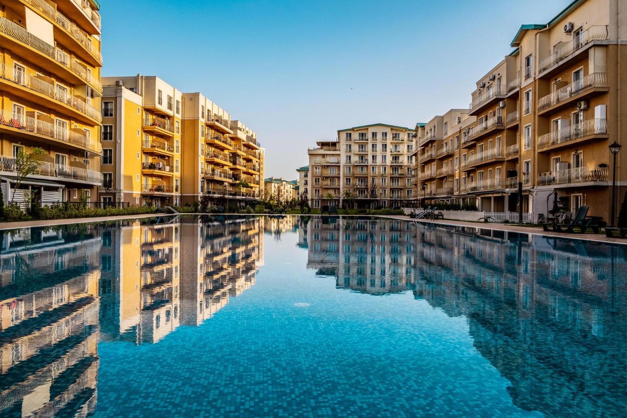 2 Rooms A504 Stayinn By Cosmopolis Stefanestii de Jos Exterior foto